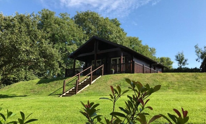 Leigh upon Mendip Cabine | Hollybush Lodges