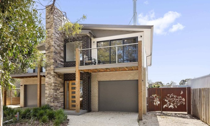 Anglesea Maison | Holmly 2 - Premium Position, Walk to Everything!