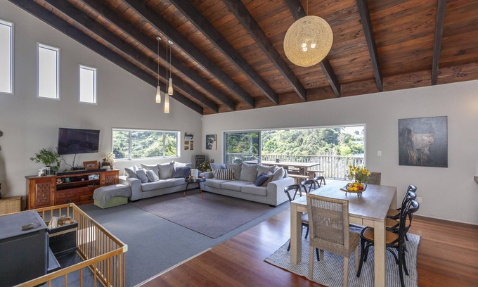 Paraparaumu Maison | Home amongst the native bush