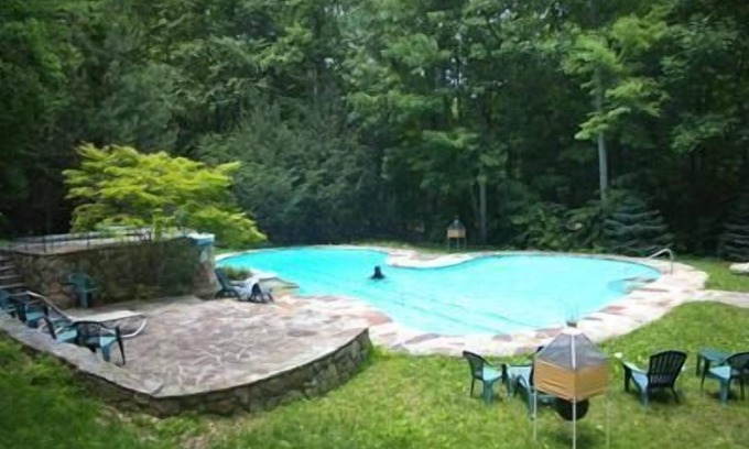 Berkeley Springs Cottage | Home at Last
