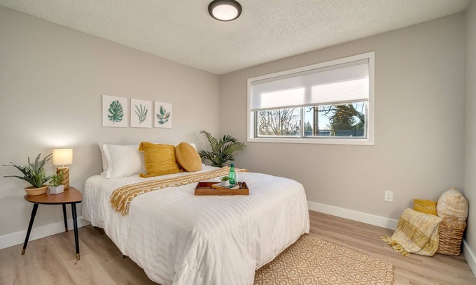 Five Corners Maison | Home away from Home! Clean and bright remodeled 3 bedroom home w all essentials!