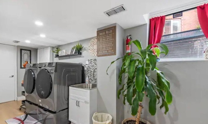 Meadowvale Village Maison | Home Away from Home Ideal for Long Stays