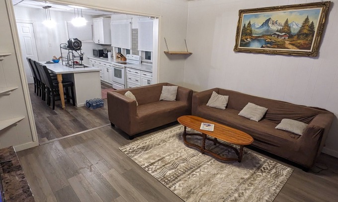 Thunder Bay Maison | Home Away From Home