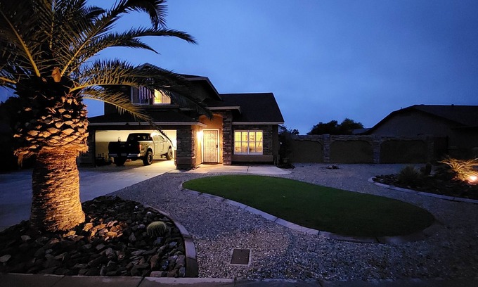 La Buena Vida Maison | Home Away From Home-Five min from Westgate