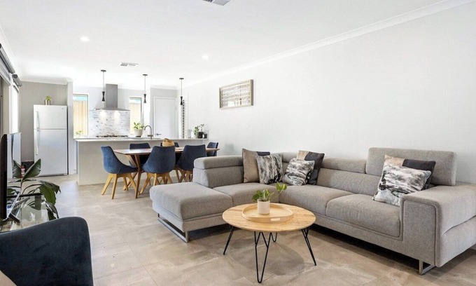 Madeley Maison | Home Away From Home - NDIS Friendly