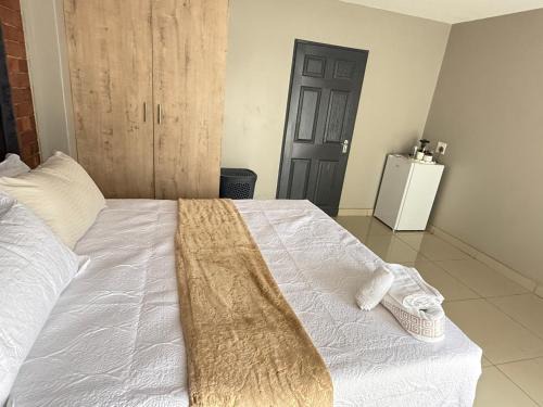 Emalahleni Lit Et Petit-Déjeuner | Home Away Nest B&B