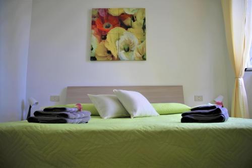 Cremnago Appartement | Home & Breakfast La Madonnina 013136-CNI-00001