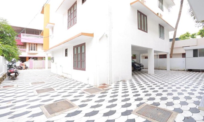 Thampanoor Appartement | Home By Heaven