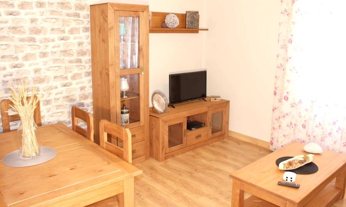 Villanueva de los Infantes Maison | Homerez - Maison pour 9 pers. avec jardin et balcon à Villanueva de los Infantes