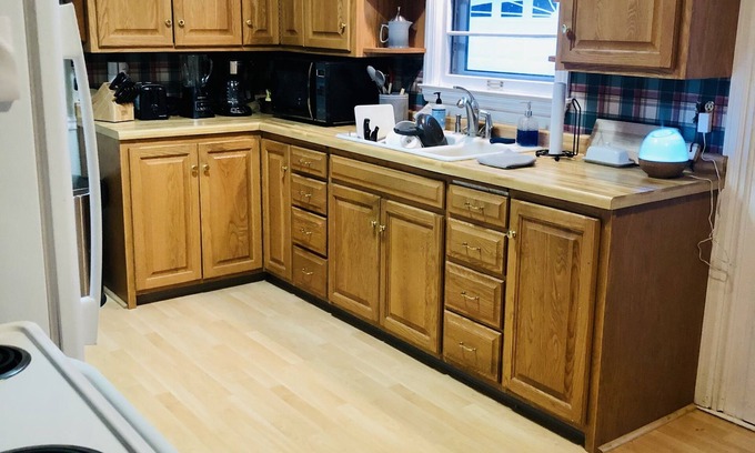Fond du Lac Maison | Home in a Great Neighborhood near EAA Oshkosh