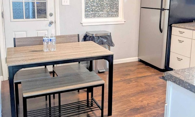 North Versailles Maison | Home in greater Pittsburgh, 3 Bed 1 Bath