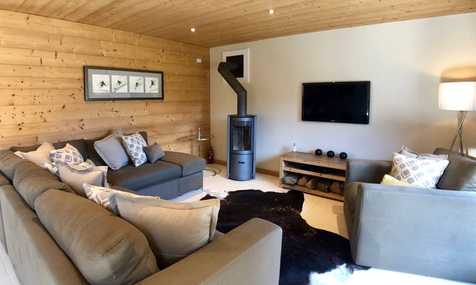 Morzine Chalet De Ski | Élégant chalet de ski indépendant dans le centre de Morzine
