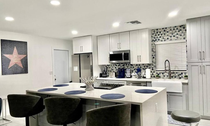 West Palm Beach Maison | Home in West Palm Beach, FL -Ware