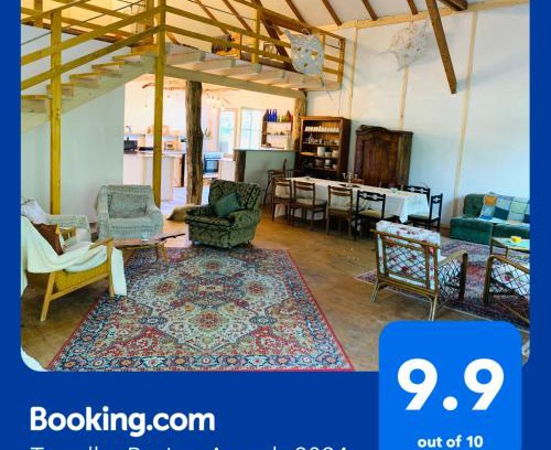 Veroce Appartement | Home of arts and creation, Erdei alkoto studio
