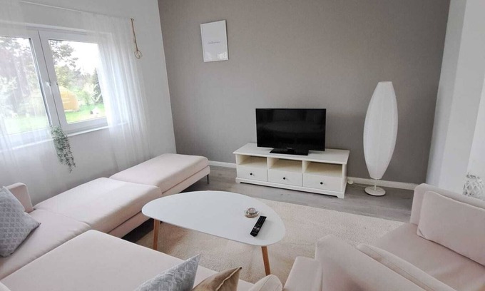 Adelheidsdorf Maison | Home OF Vacation - Ferienhaus bei Celle Nähe Hannover - Free Wifi & Netflix
