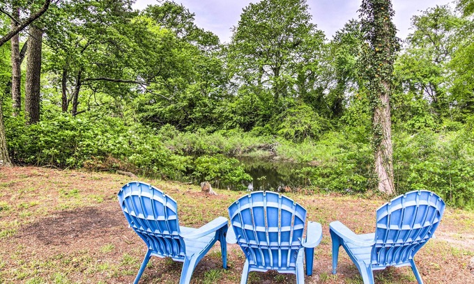 Onancock Maison | NEW! Home on Chesapeake Bay: Large Yard, Fire Pit