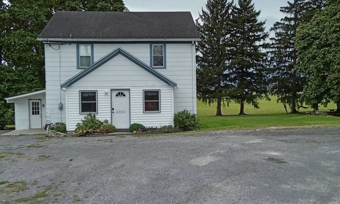 Weedsport Maison | Home on the Farm