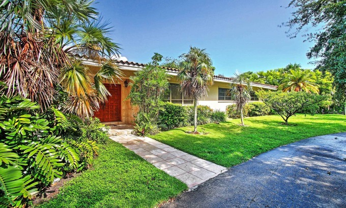 Pinecrest Maison | Maison de style ranch de Miami avec piscine privée!