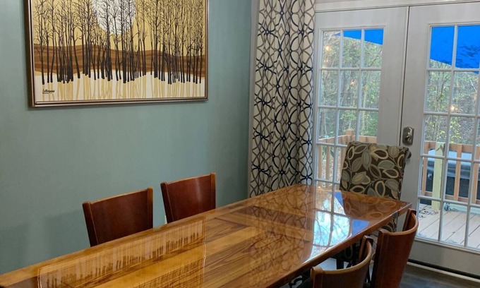 Iuka Maison | Home with Hot Tub and Game Room, Our Nest in the Woods with 2 King & 3 twin bedn