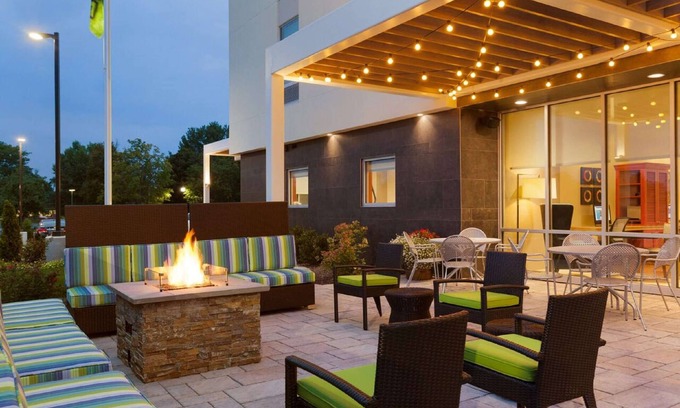 Newtonville Hôtel | Home2 Suites by Hilton Albany Wolf Rd