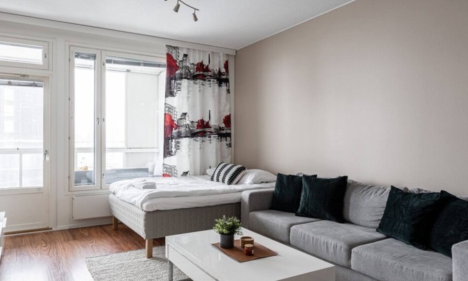 Tampere Appartement | Homelike 1BR with Sauna, Free Parking & Balcony