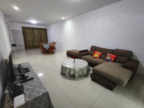 Miri Appartement | Homelite Eco Park Condominium