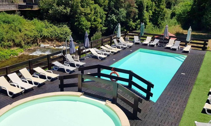 Branca Chalet De Ski | Homerez - Chalet exceptionnel pour 4 pers. avec piscine partagée et balcon