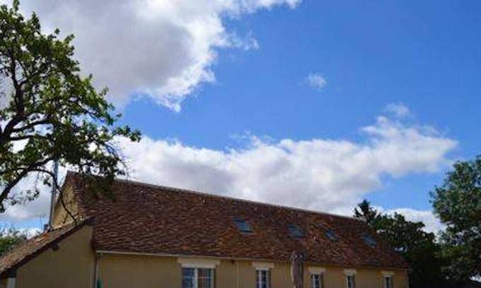 Saint-Pierre-de-Lamps Maison | Homerez - Amazing house for 12 ppl. with jacuzzi, spa and garden at Levroux