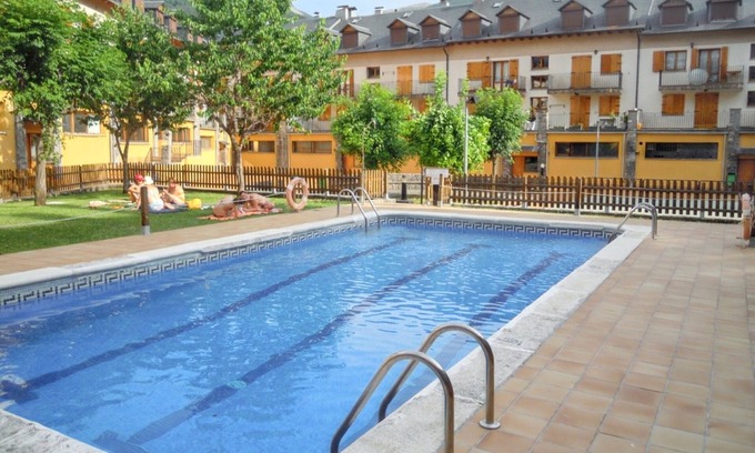 Benasque Appartement | Homerez - Apartment in Benasque