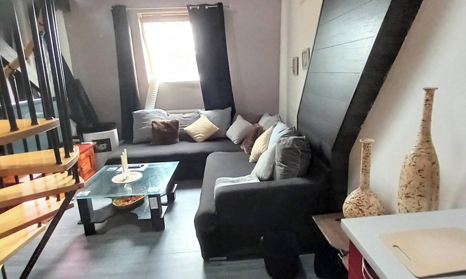 Frameries Appartement | Homerez - Apartamento en Frameries