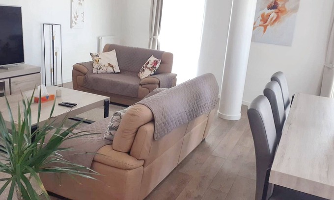Anderlecht Appartement | Homerez - Appartement à Cureghem, Anderlecht