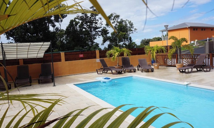 Cafeiere Appartement | Homerez - Apartment in Deshaies
