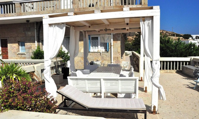 Psathi Appartement | Homerez - Apartment with sea view in Psathi - 90 m² - Comfort