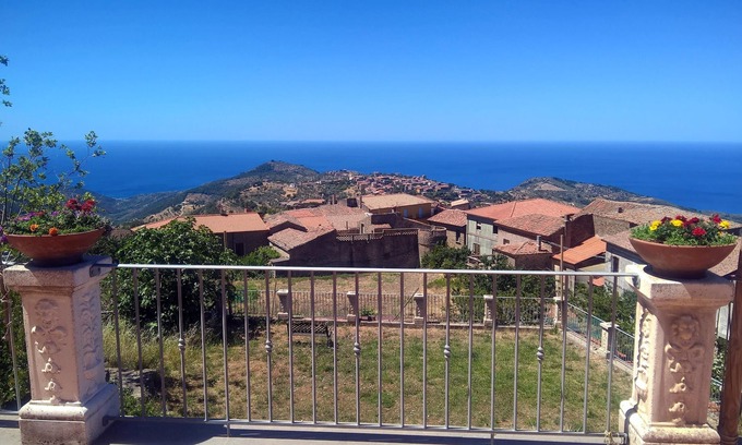 San Mauro Cilento Appartement | Homerez - Appartement 7 km away from the beach for 2 ppl. at San Mauro Cilento