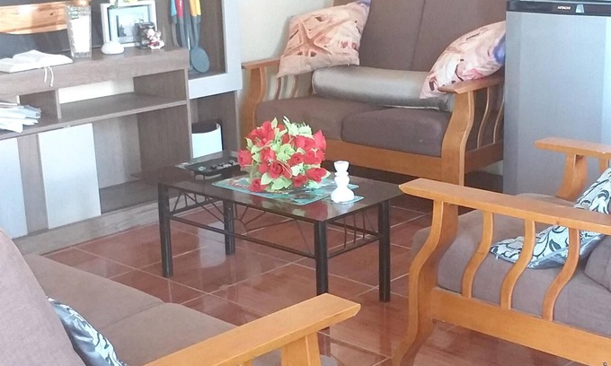 Mahebourg Appartement | Homerez - À 200 m de la plage ! Appartement pour 4 pers. avec jardin à Mahebourg