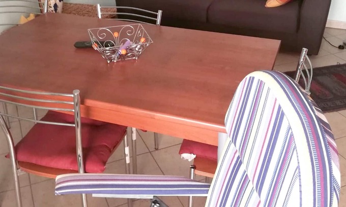 Gazzi Appartement | Homerez - Appartement à 2 km de la plage pour 4 pers. avec balcon à Messina