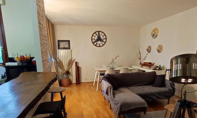 Saint-Gratien Appartement | Homerez - Beautiful appartement for 2 ppl. with balcony at Saint-Gratien