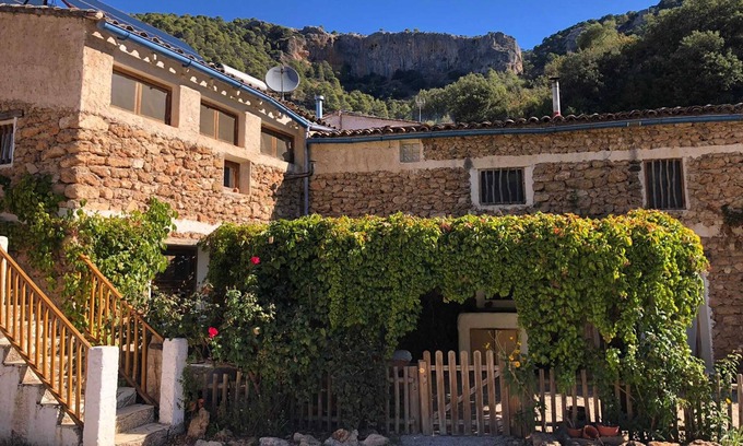 Beas de Segura Chalet De Ski | Homerez - Chalet for 12 ppl. with swimming-pool and terrace at Beas de Segura