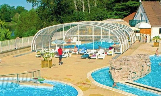 Trogues Maison | Homerez - Bungalow charmant à Trogues avec piscine partagée