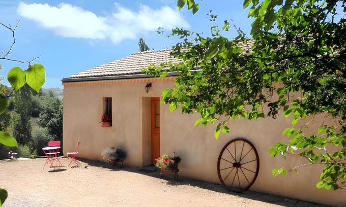 Molieres Maison | Homerez - Maison charmante à Molières avec vue sur le lac