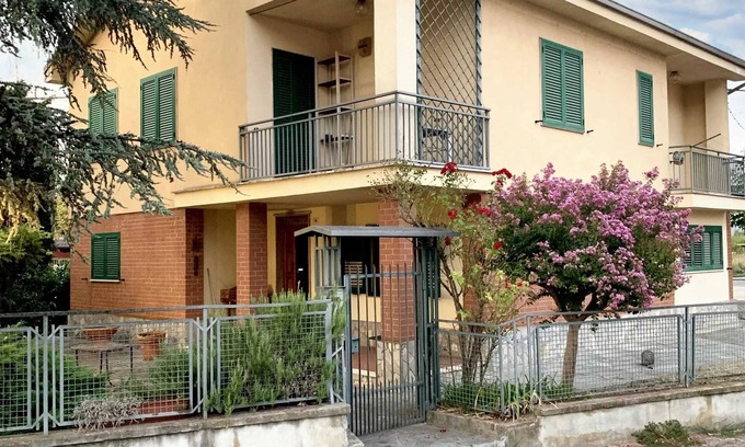 Costigliole d'Asti Maison | Homerez - Maison charmante à Motta avec terrasse et jardin clôturé.