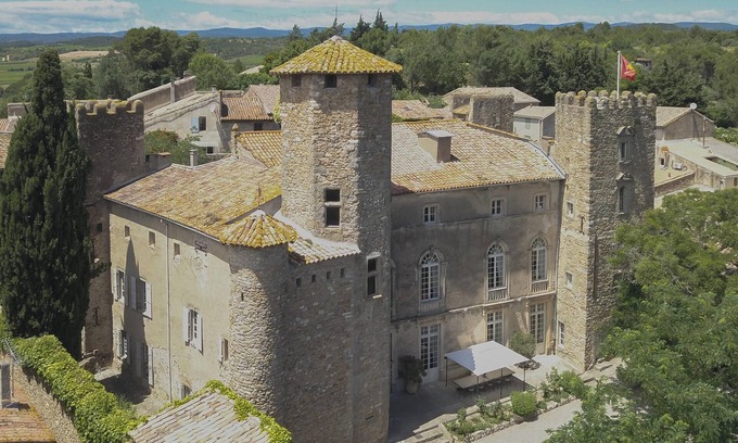 Agel Autre | Homerez - Manoir envoûtant dans le village d'Agel avec piscine privée