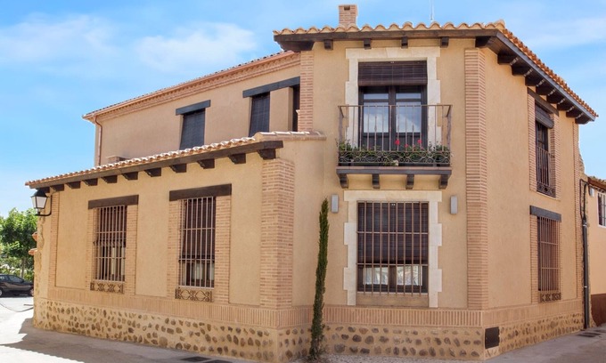 Villalpando Maison | Homerez - Comfortable House in Villalpando