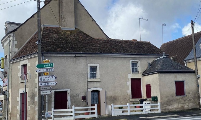 Clion Maison | Homerez - Comfortable house in Clion with private parking