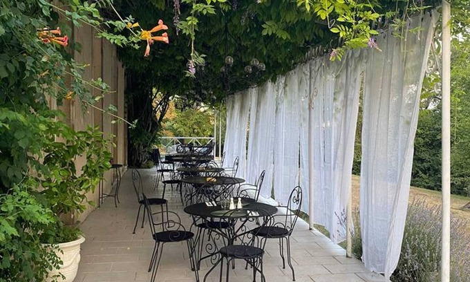 Pech-Luna Autre | Homerez - Manoir 4 étoiles à Pech-Luna avec piscine privée et cheminée