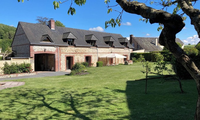 Ganzeville Maison | Homerez - Maison 5 chambres avec jardin à Ganzeville