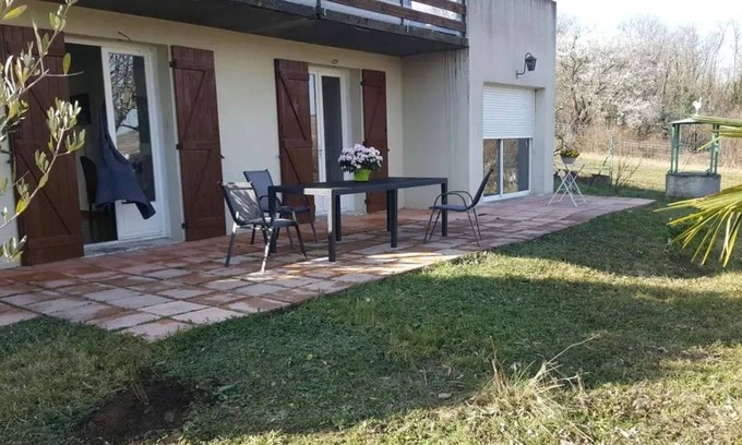 Les Martres-de-Veyre Appartement | Homerez - Maison Les Martres-de-Veyre