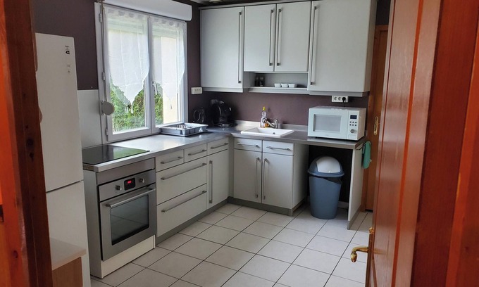 Chenove Maison | Homerez - Maison exceptionnelle pour 12 pers. avec jardin et terrasse à Chenôve
