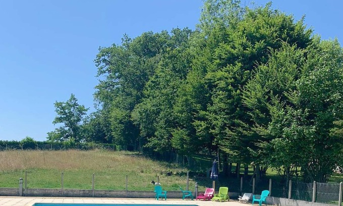 Leyme Maison | Homerez - House for 5 ppl. with shared pool, garden and terrace at Leyme