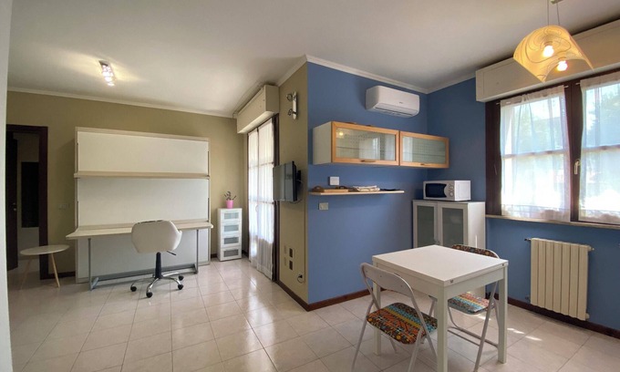 Vercelli Appartement | Homerez - Appartement moderne à Vercelli - 50 m² avec balcon